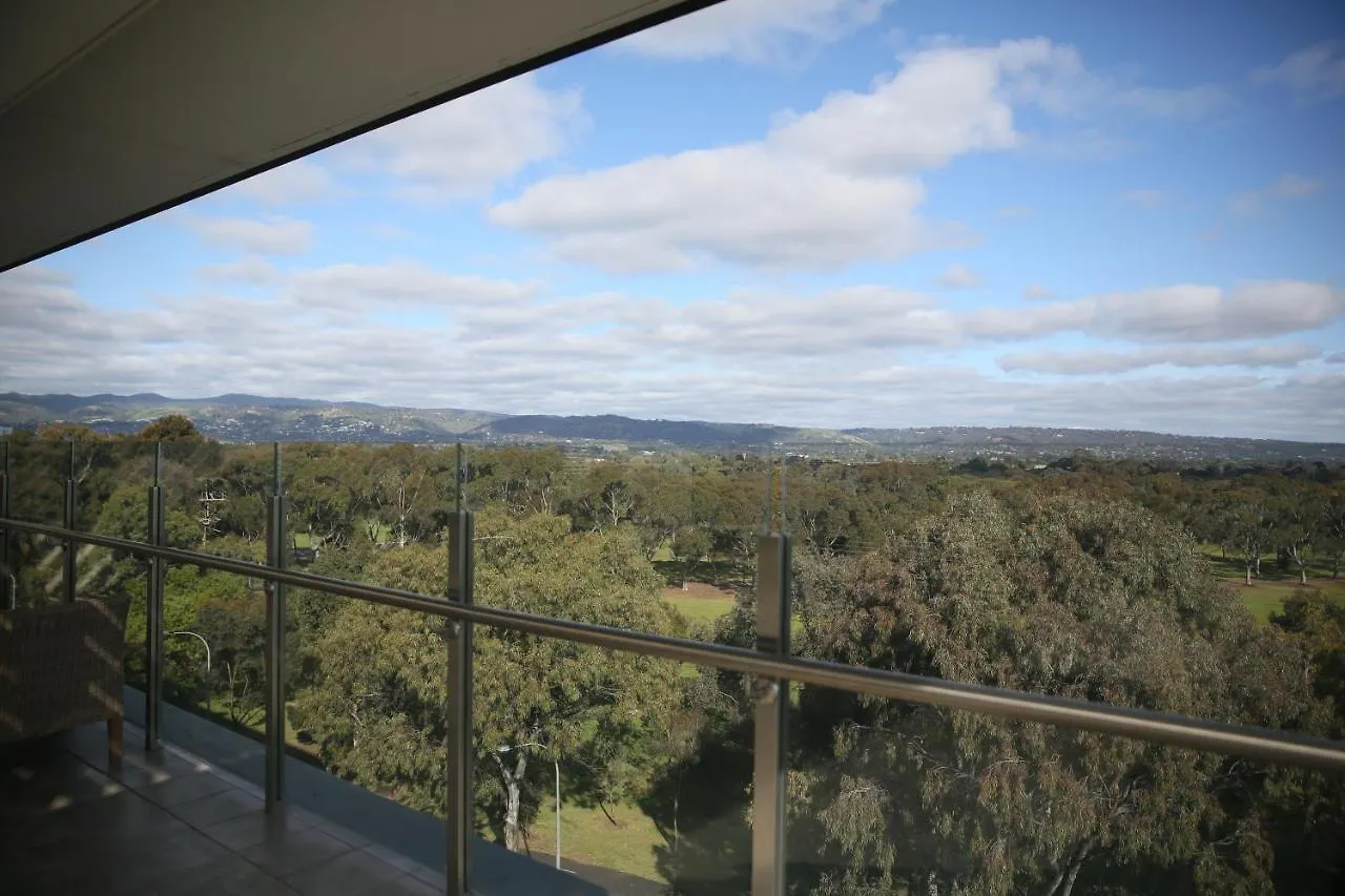 Adelaide Cbd Bluebird Apartment